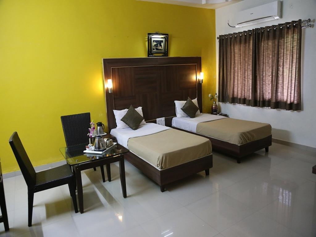 Leo Resorts Junagadh Værelse billede